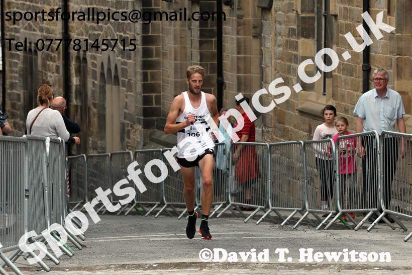 Durham City 5k, Durham City 10k and 5k Road Races. Photo: David T. Hewitson/Sports for All Pics